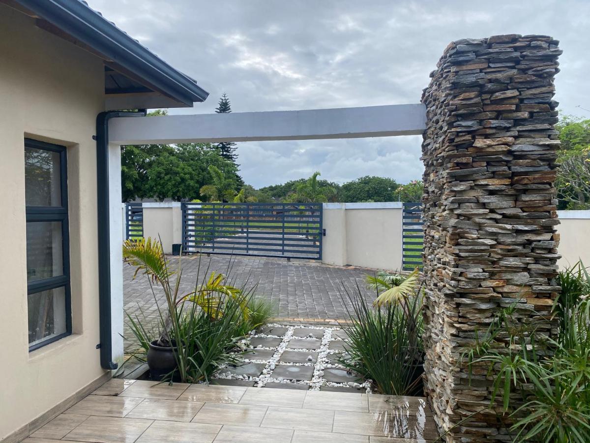Impongo Royal Lodge Richards Bay Esterno foto