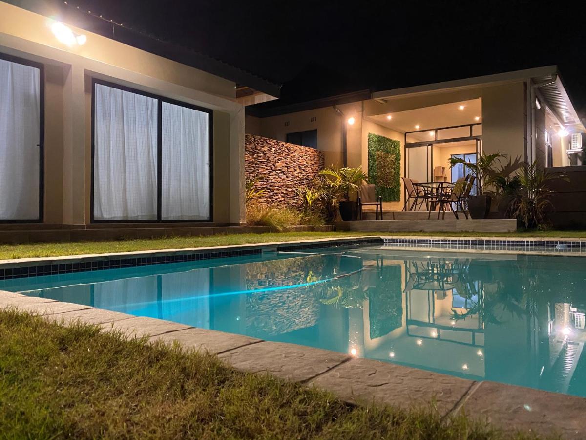 Impongo Royal Lodge Richards Bay Esterno foto