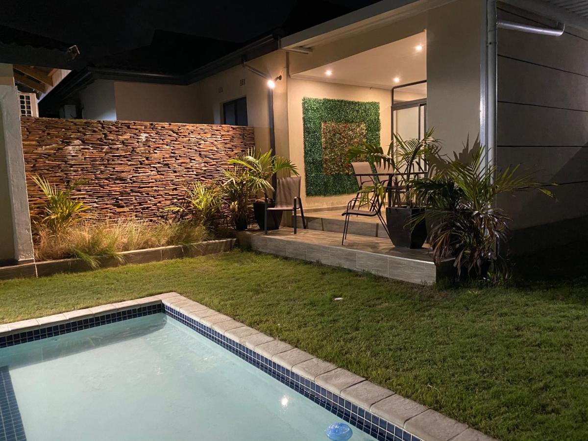 Impongo Royal Lodge Richards Bay Esterno foto