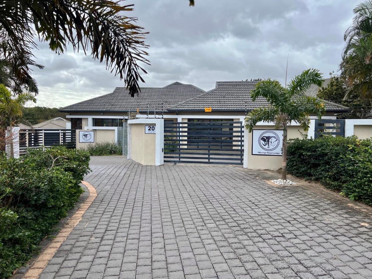 Impongo Royal Lodge Richards Bay Esterno foto